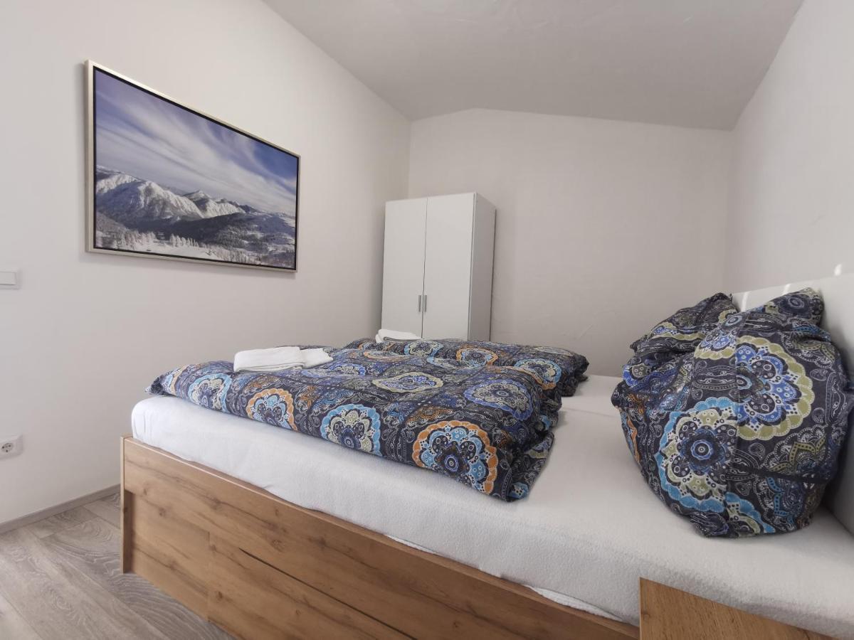 גונדרסהיים Landhotel Kastanienhof מראה חיצוני תמונה